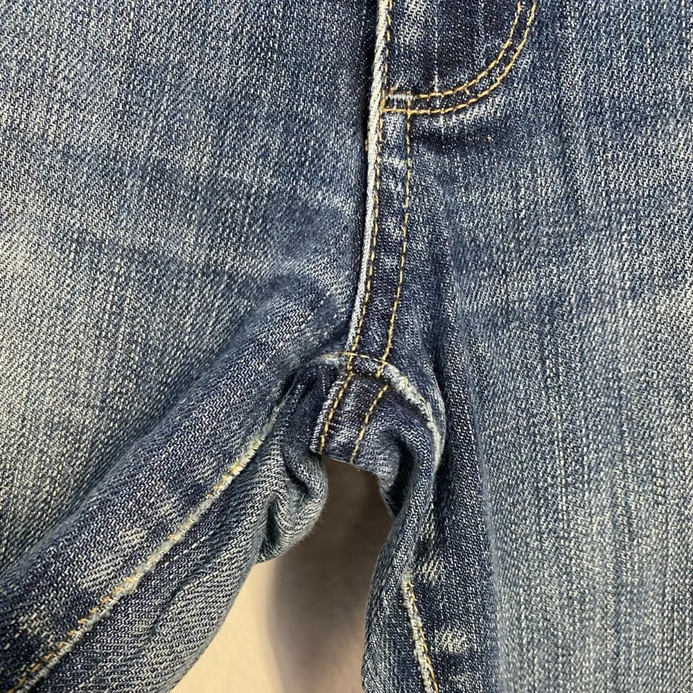 PAIGE • Laurel Canyon Low Rise Bootcut Blue Jeans - Picture 9 of 16